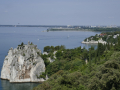 Schloss von Duino  mit Blick auf das alte Schloss